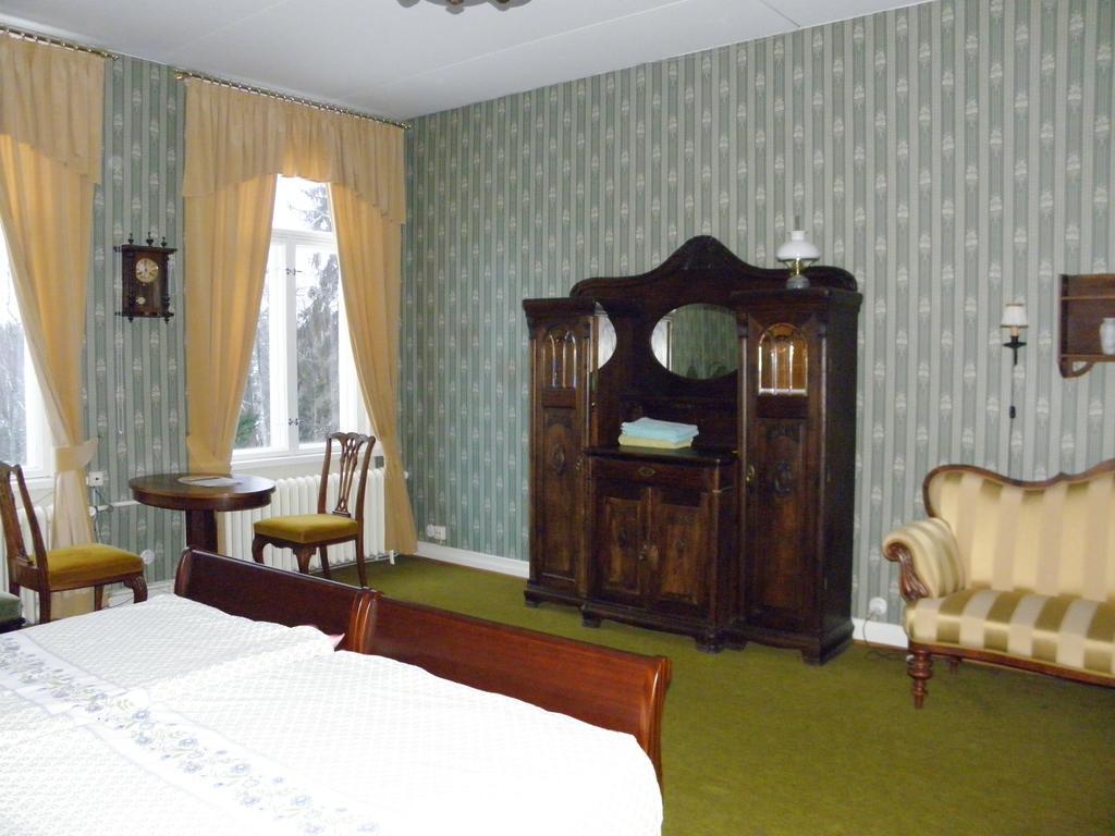 Neitsytniemen Kartano Bed and Breakfast Imatra Exterior foto