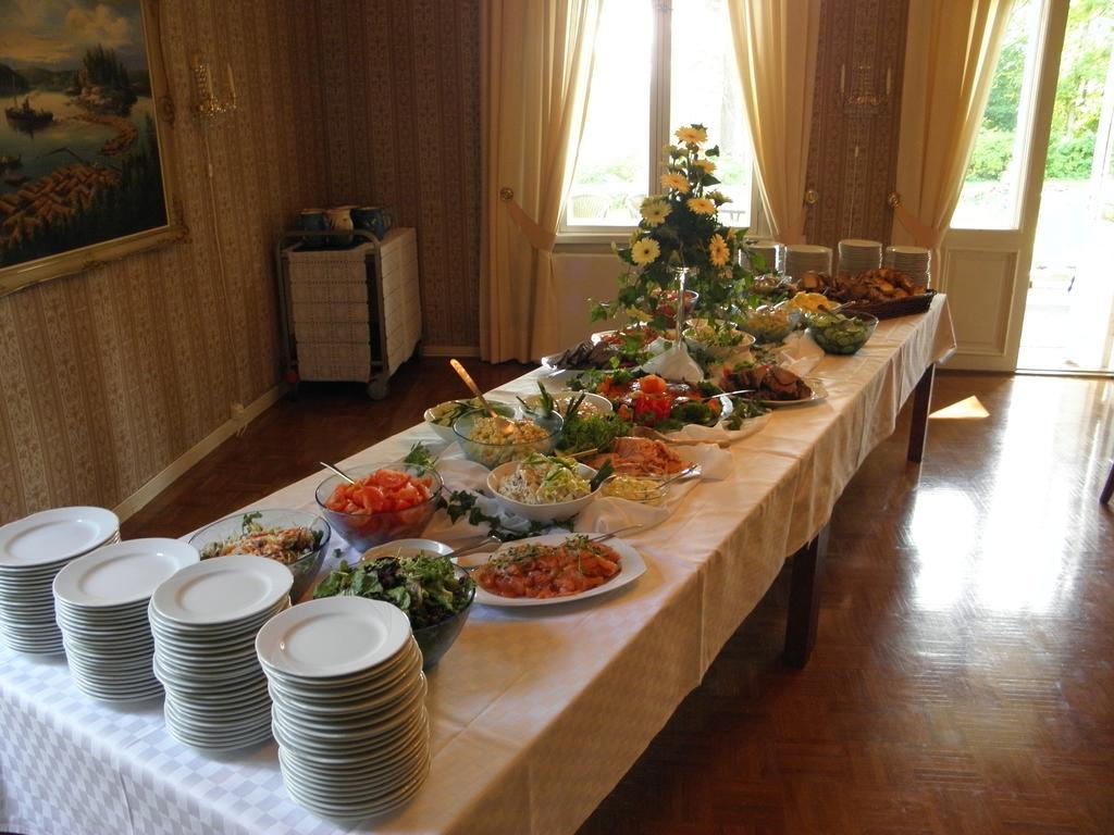 Neitsytniemen Kartano Bed and Breakfast Imatra Exterior foto